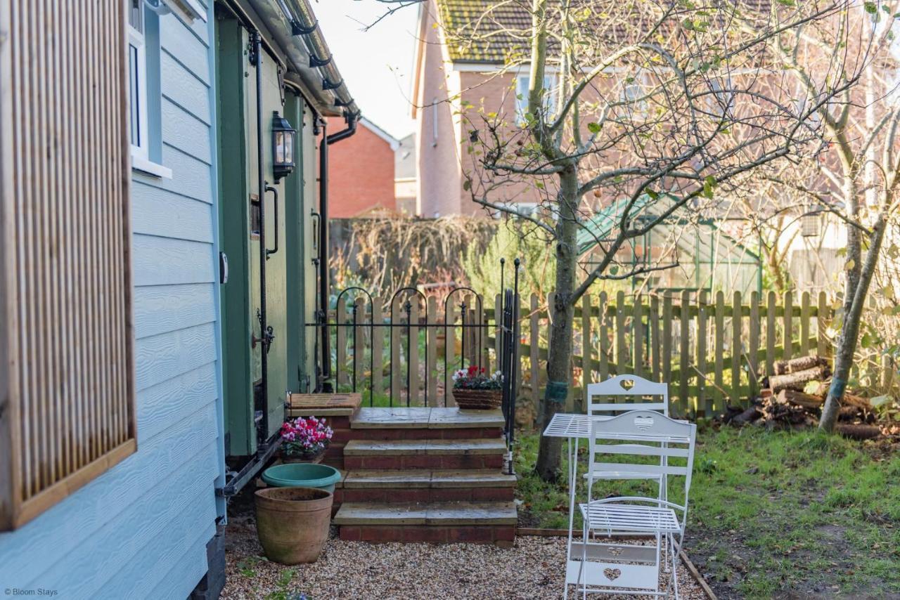 Plumcot Halt By Bloom Stays Canterbury Eksteriør bilde