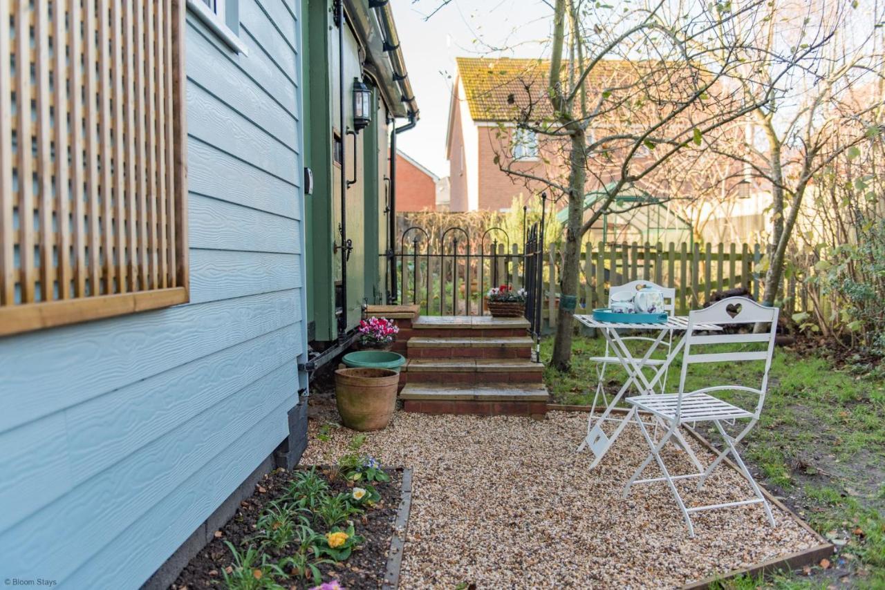 Plumcot Halt By Bloom Stays Canterbury Eksteriør bilde